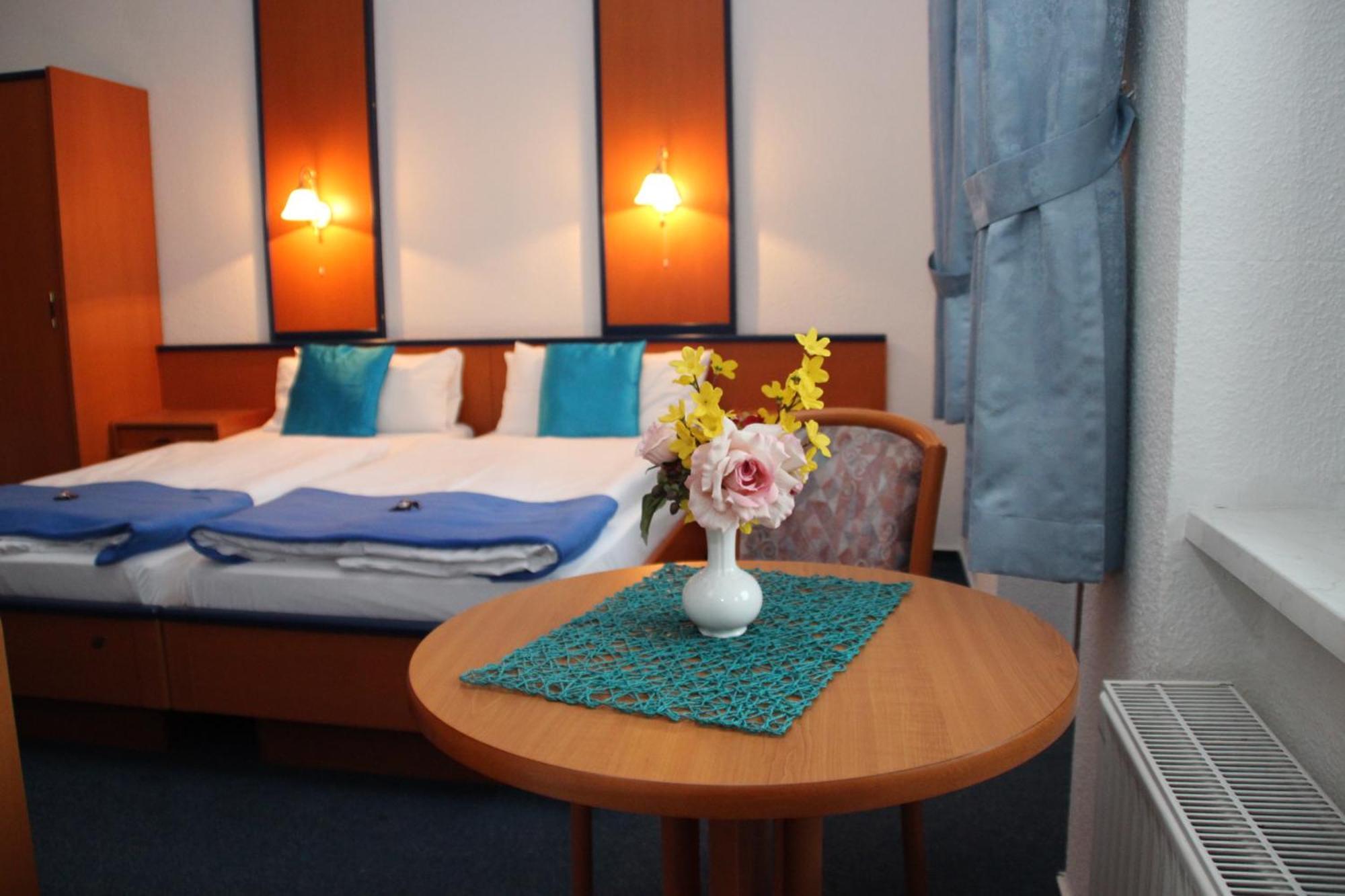 Hotel Haus Alexander à Heringsdorf  Chambre photo