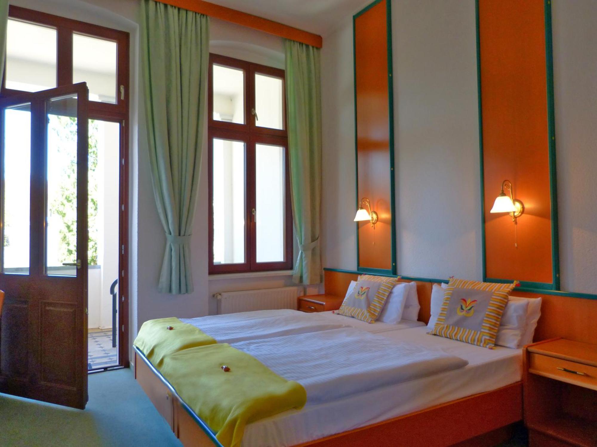 Hotel Haus Alexander à Heringsdorf  Chambre photo