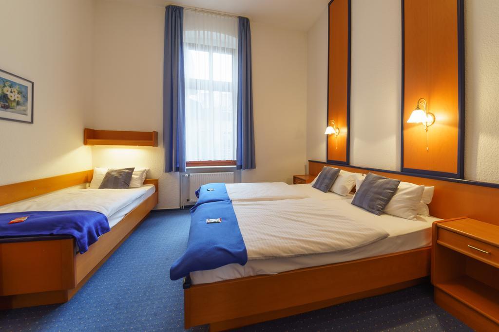 Hotel Haus Alexander à Heringsdorf  Extérieur photo
