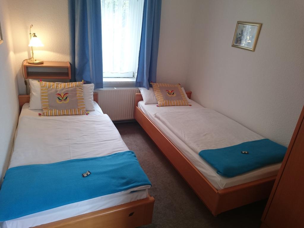 Hotel Haus Alexander à Heringsdorf  Extérieur photo