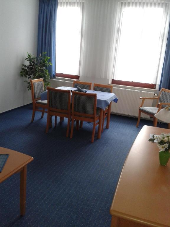 Hotel Haus Alexander à Heringsdorf  Extérieur photo